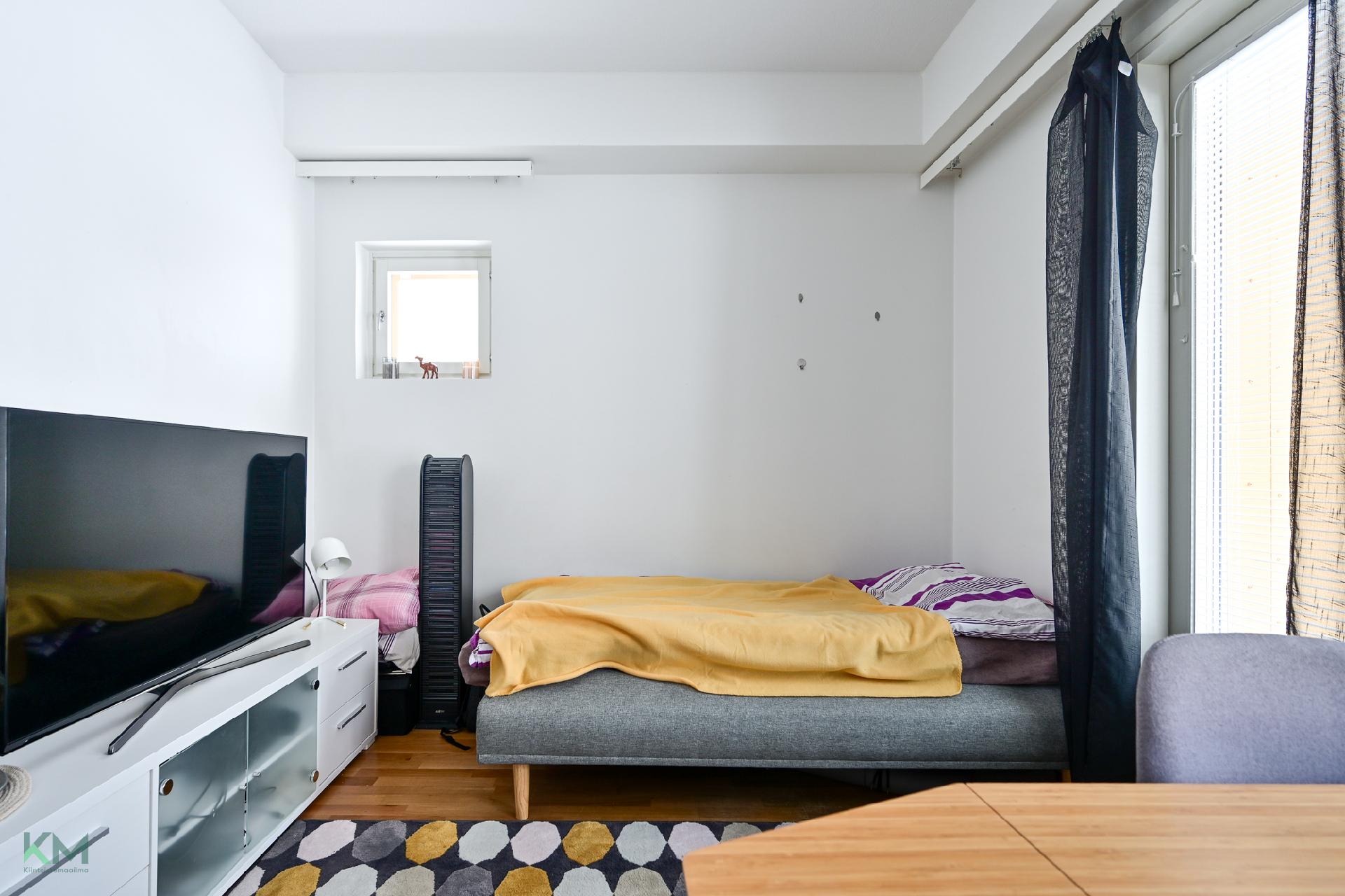 Kauppalinnankatu 1, Linnanmaa, Oulu