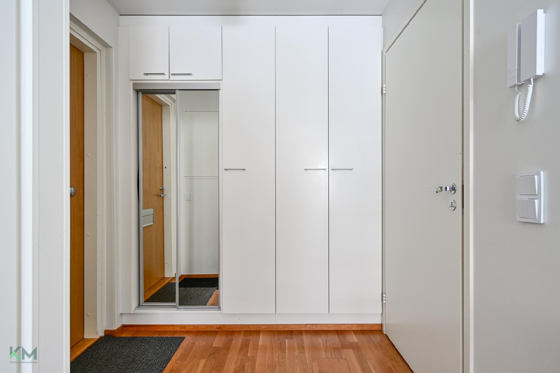 Kauppalinnankatu 1, Linnanmaa, Oulu