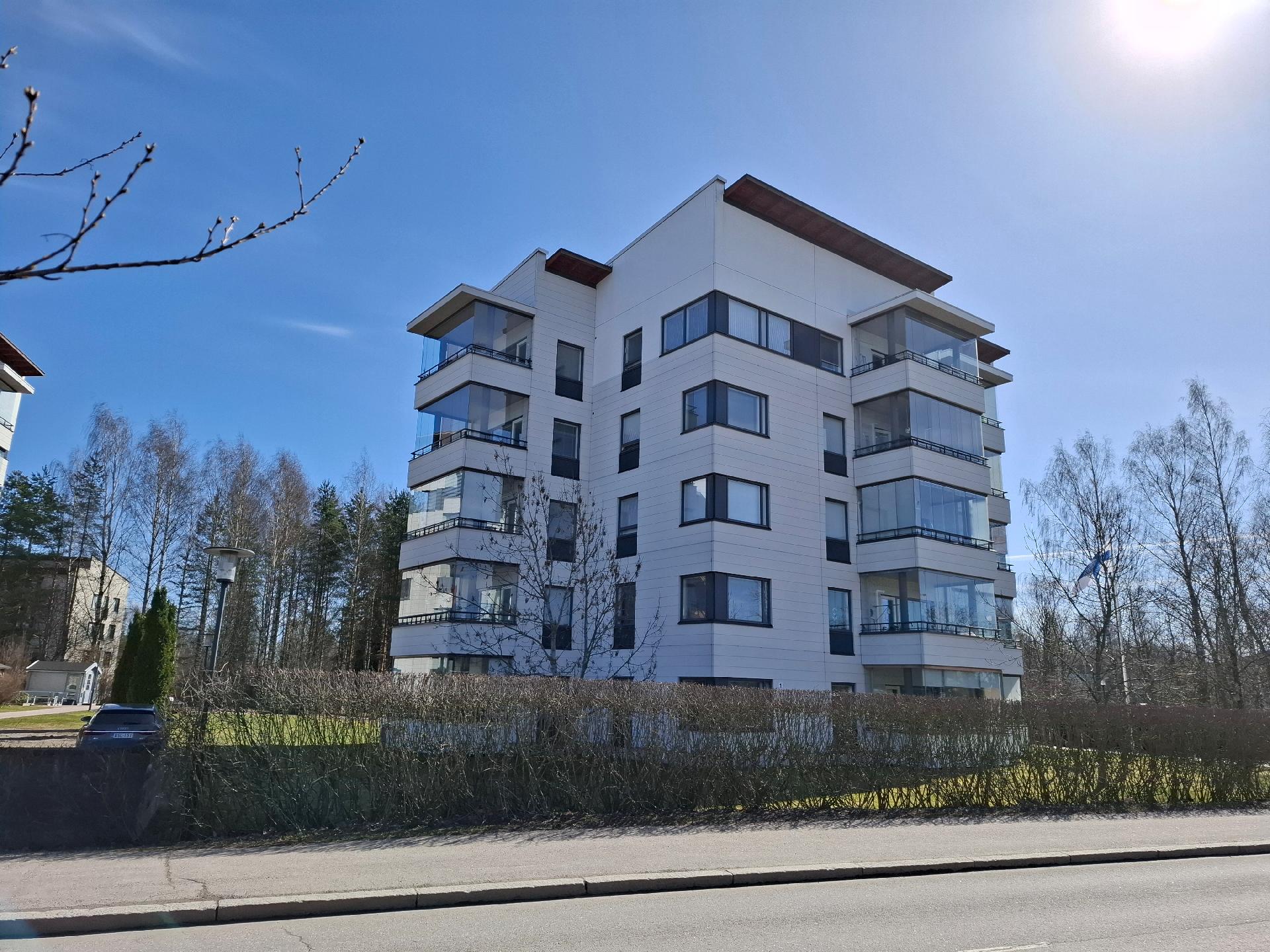Hyökkäläntie 1, Hyrylä, Tuusula