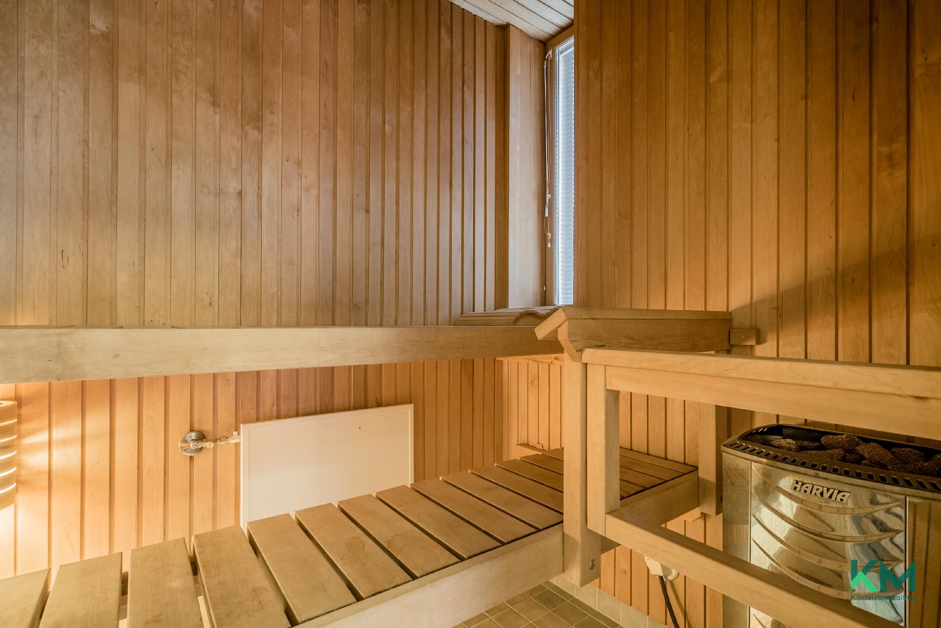 Tilava, ikkunallinen sauna