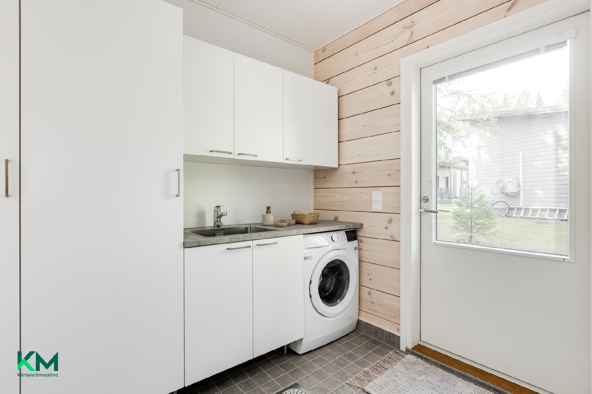 Hakakuja 3, Välikylä, Oulu