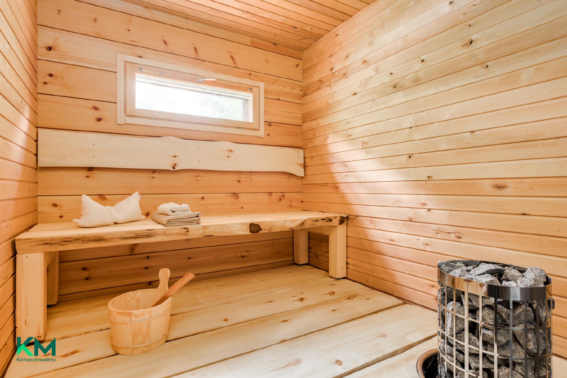 Hakakuja 3, Välikylä, Oulu