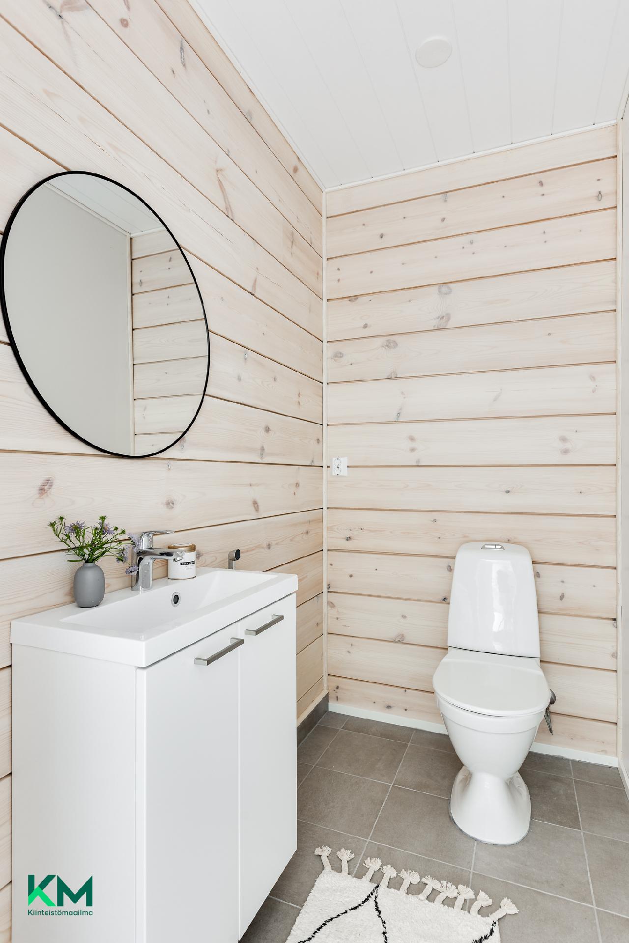 Hakakuja 3, Välikylä, Oulu