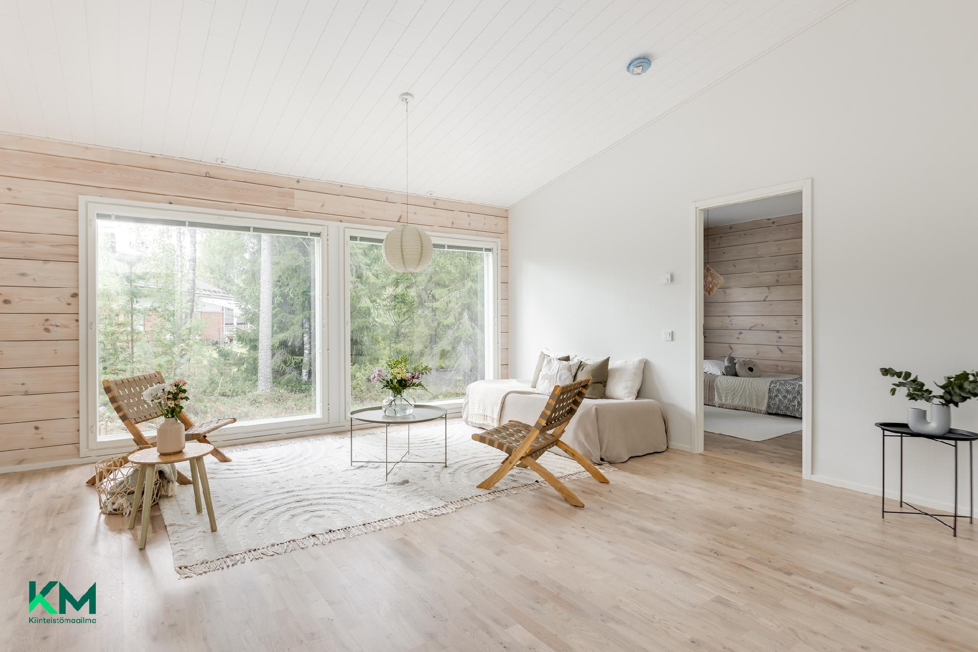 Hakakuja 3, Välikylä, Oulu