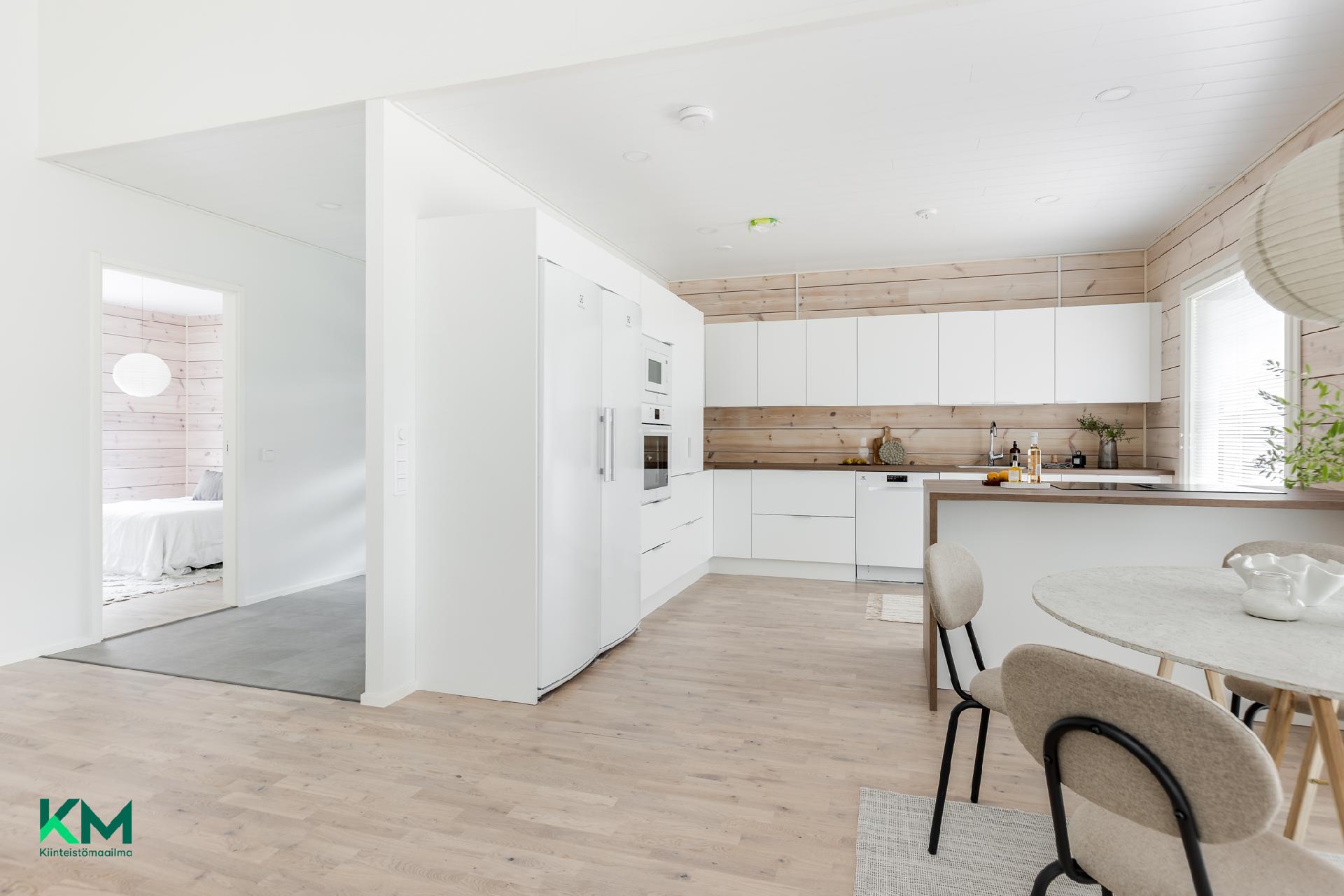 Hakakuja 3, Välikylä, Oulu