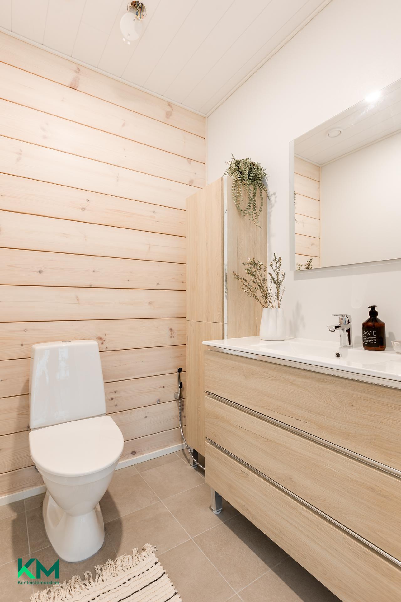 Hakakuja 3, Välikylä, Oulu