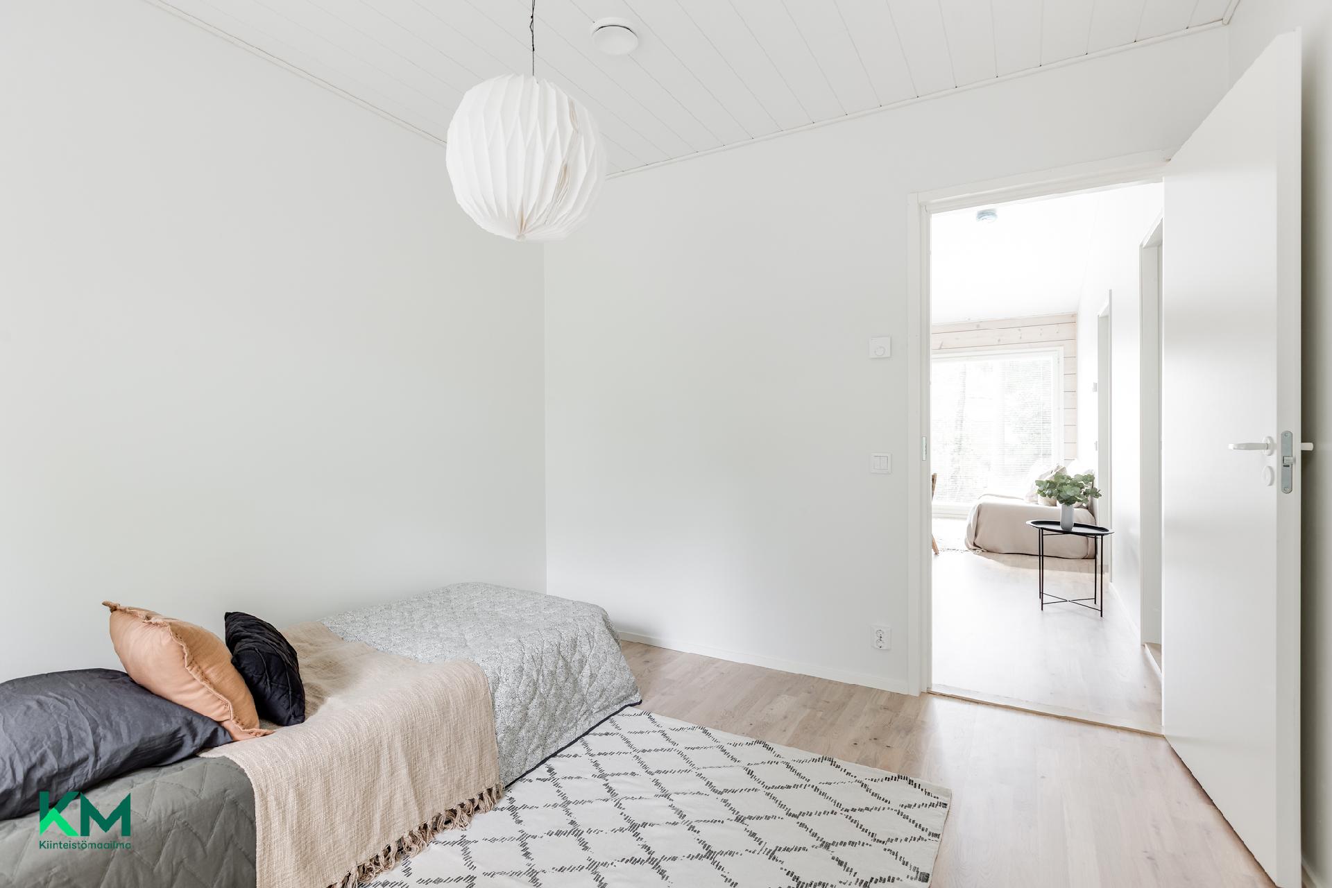 Hakakuja 3, Välikylä, Oulu