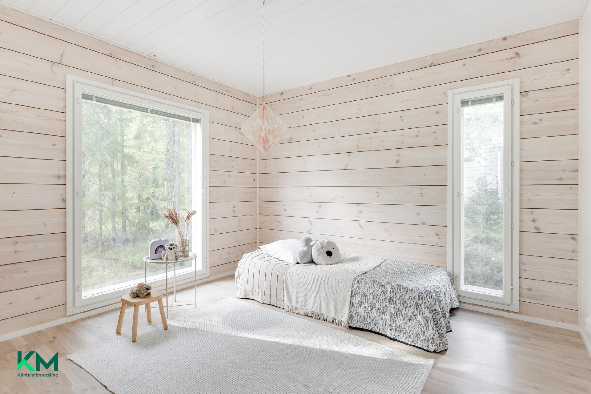 Hakakuja 3, Välikylä, Oulu