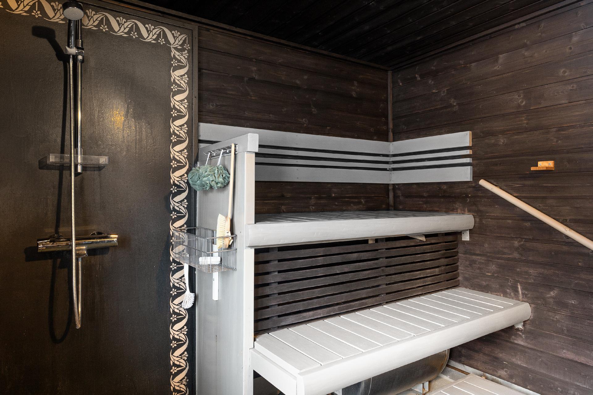 Sauna talousrakennuksessa