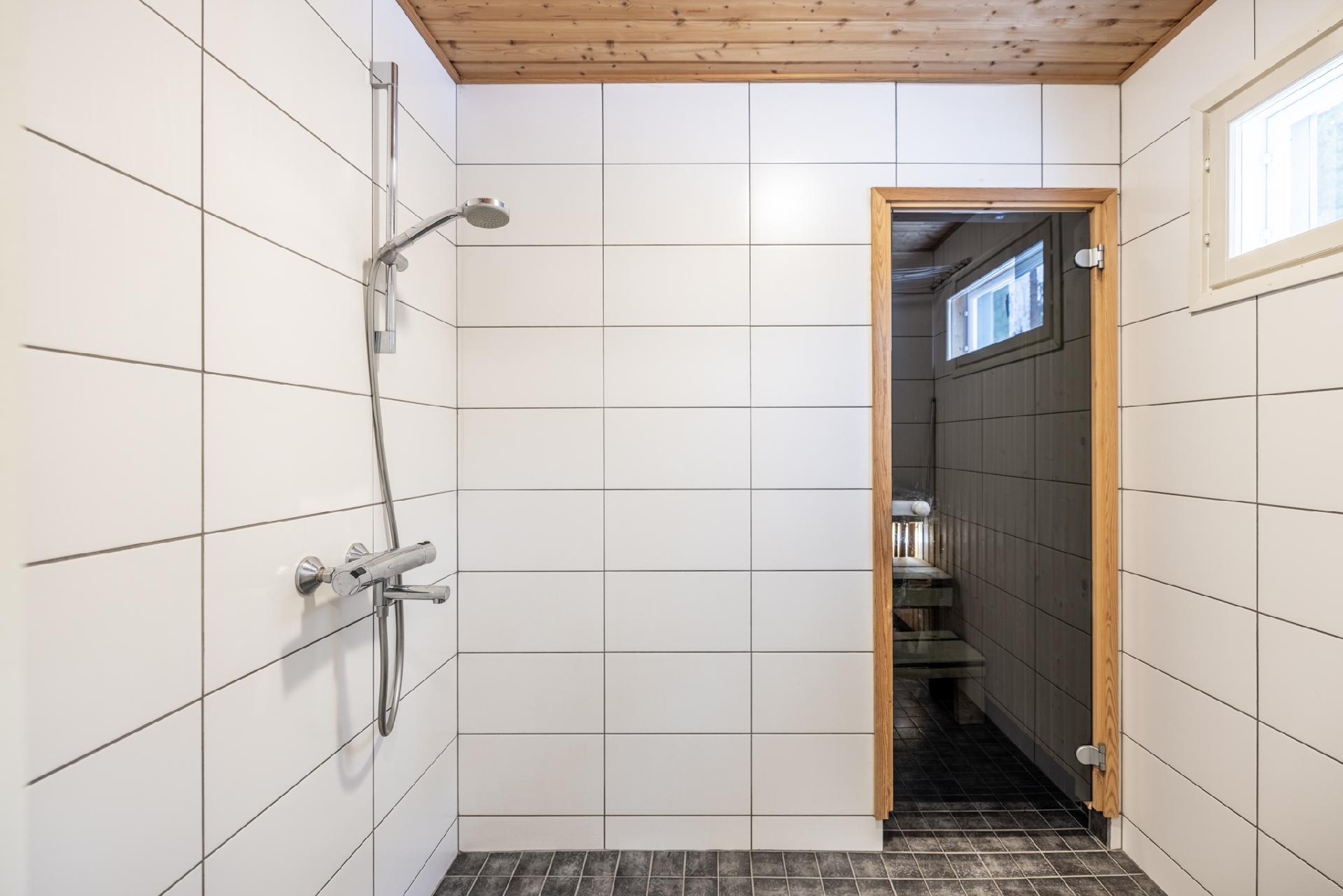 Saunamäkin pesutilaa