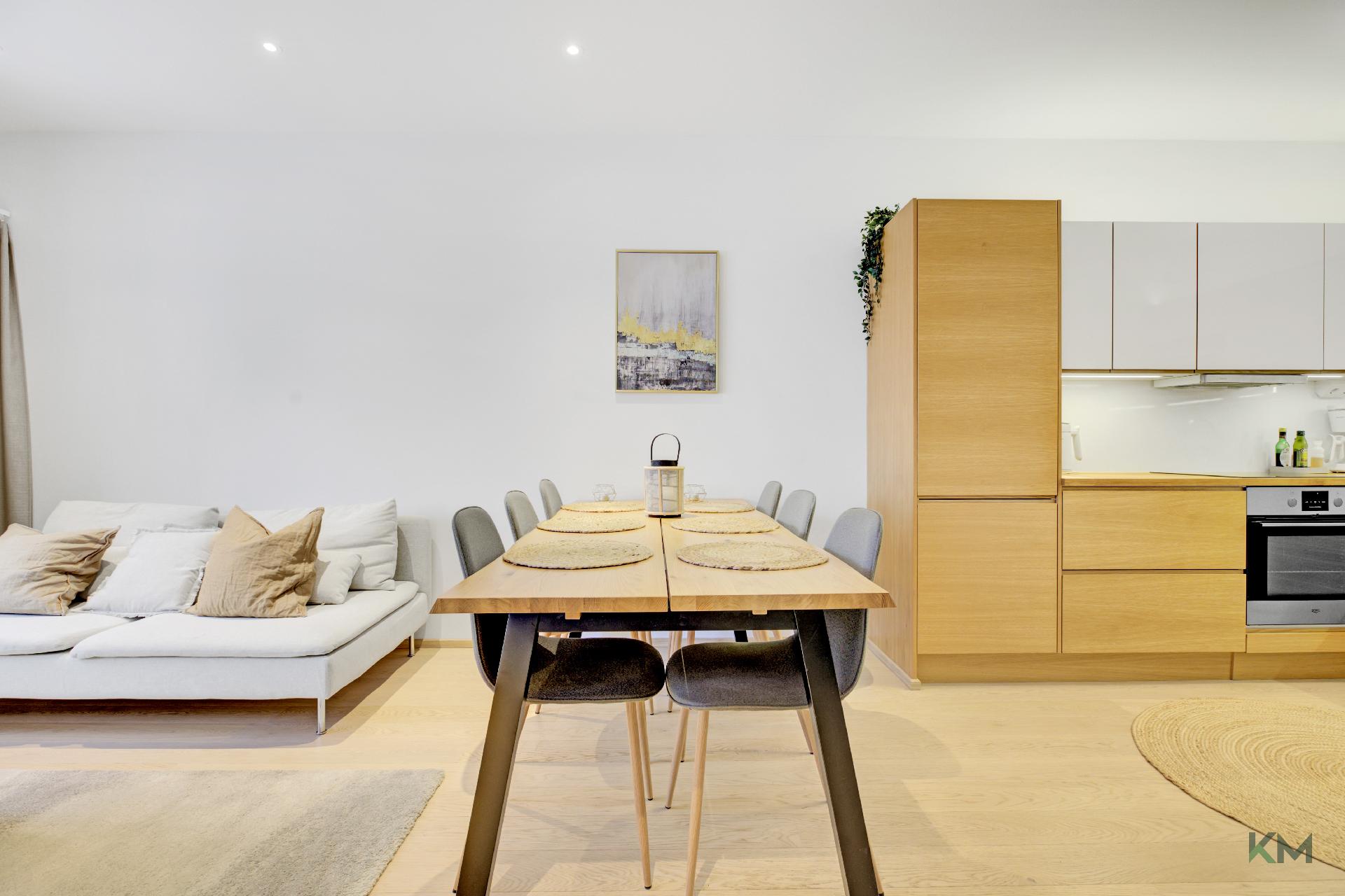 Maakuntakatu 11, Keskusta, Rovaniemi