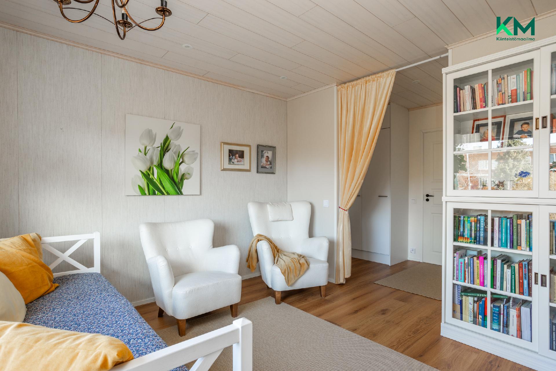 Emännänkatu 13, Hovirinta, Kaarina