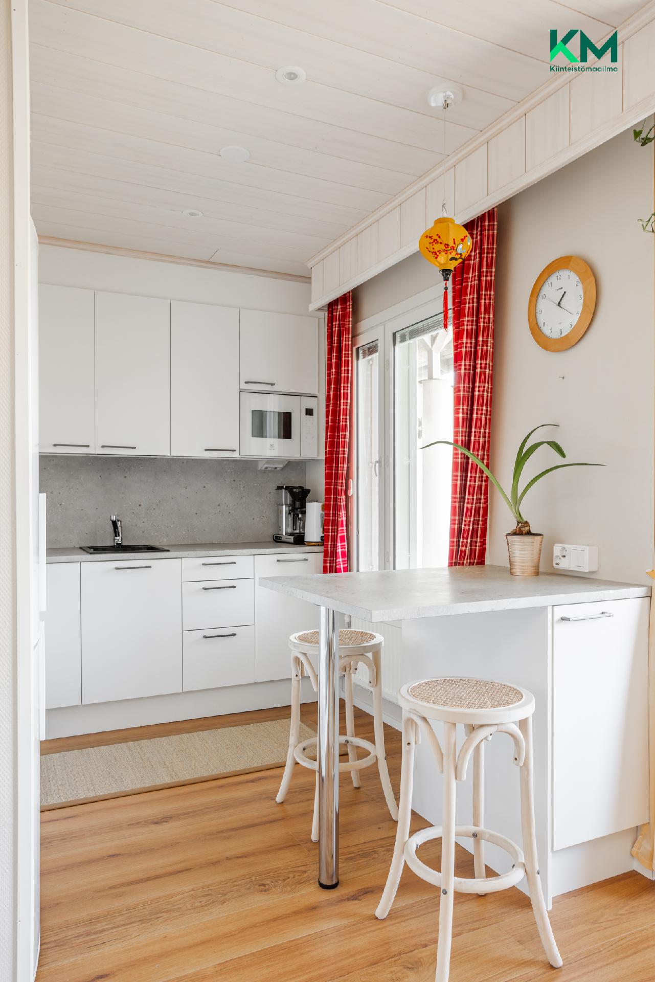 Emännänkatu 13, Hovirinta, Kaarina