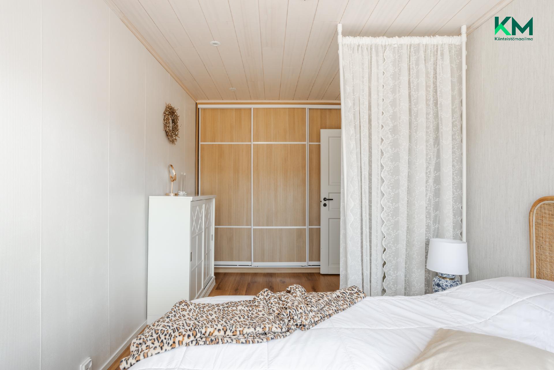 Emännänkatu 13, Hovirinta, Kaarina