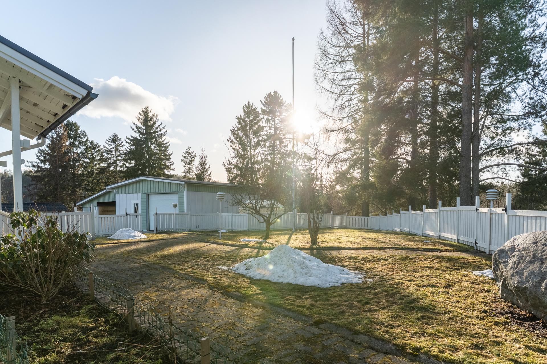 Pornaistentie 66, Monninkylä, Askola