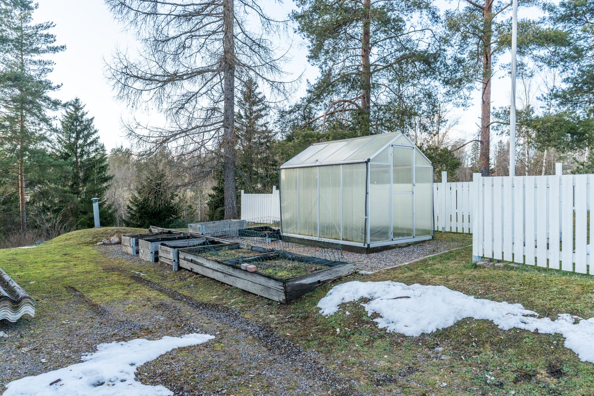 Pornaistentie 66, Monninkylä, Askola