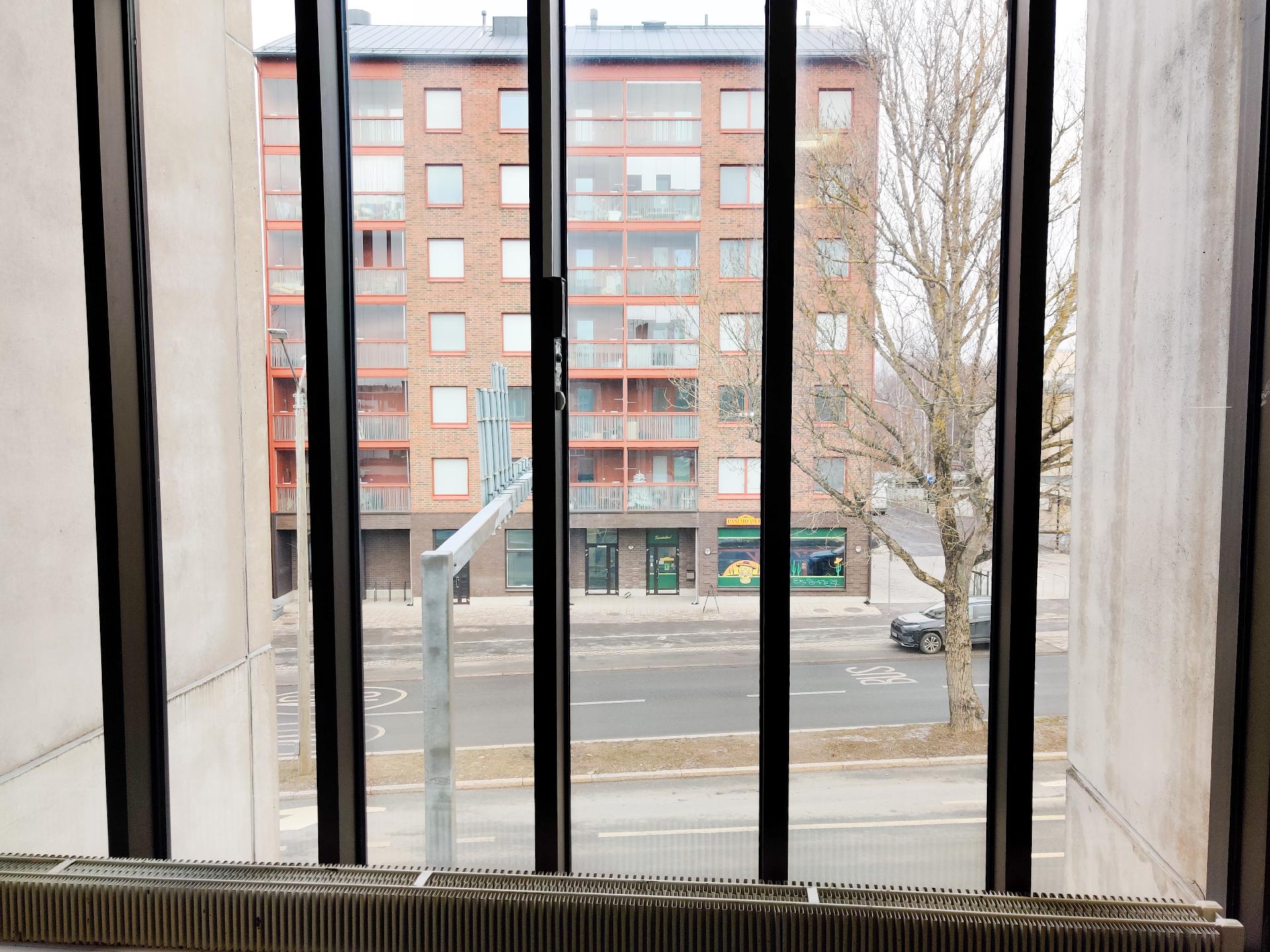 Kirkonkyläntie 10, Malmi, Helsinki