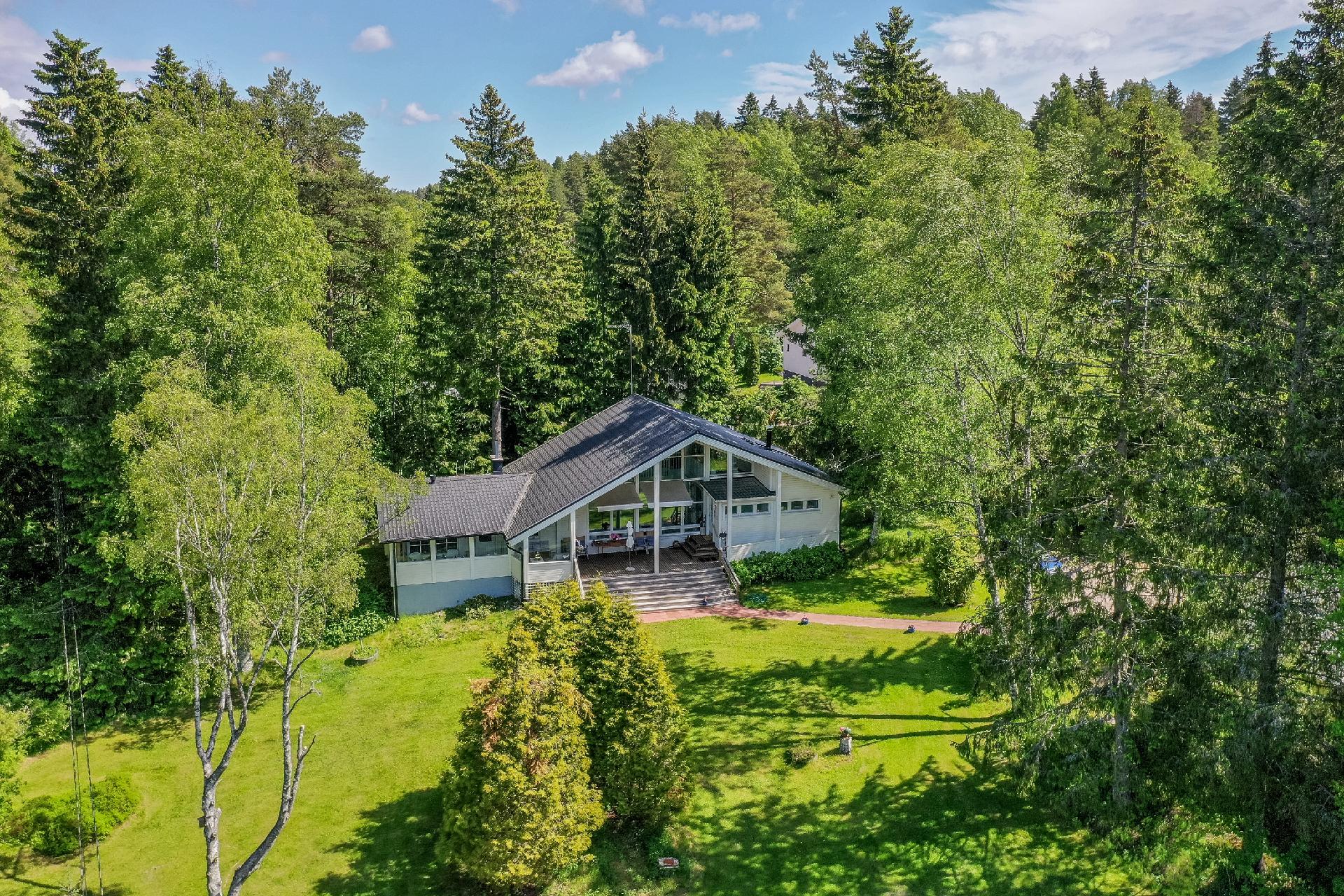 Stenkalvintie 83 A, Långvik, Kirkkonummi