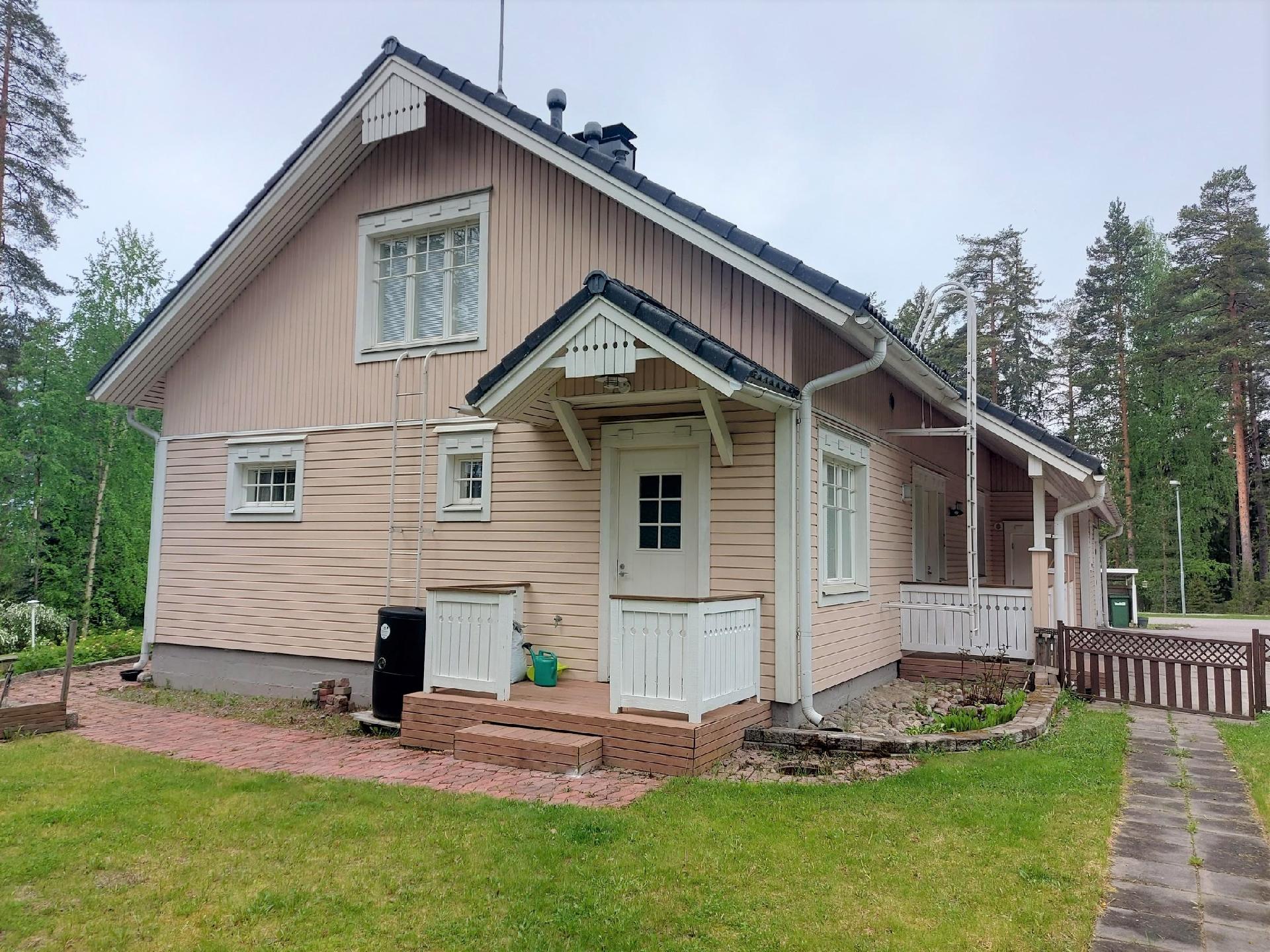 Tuhkatie 1, Villähde, Lahti