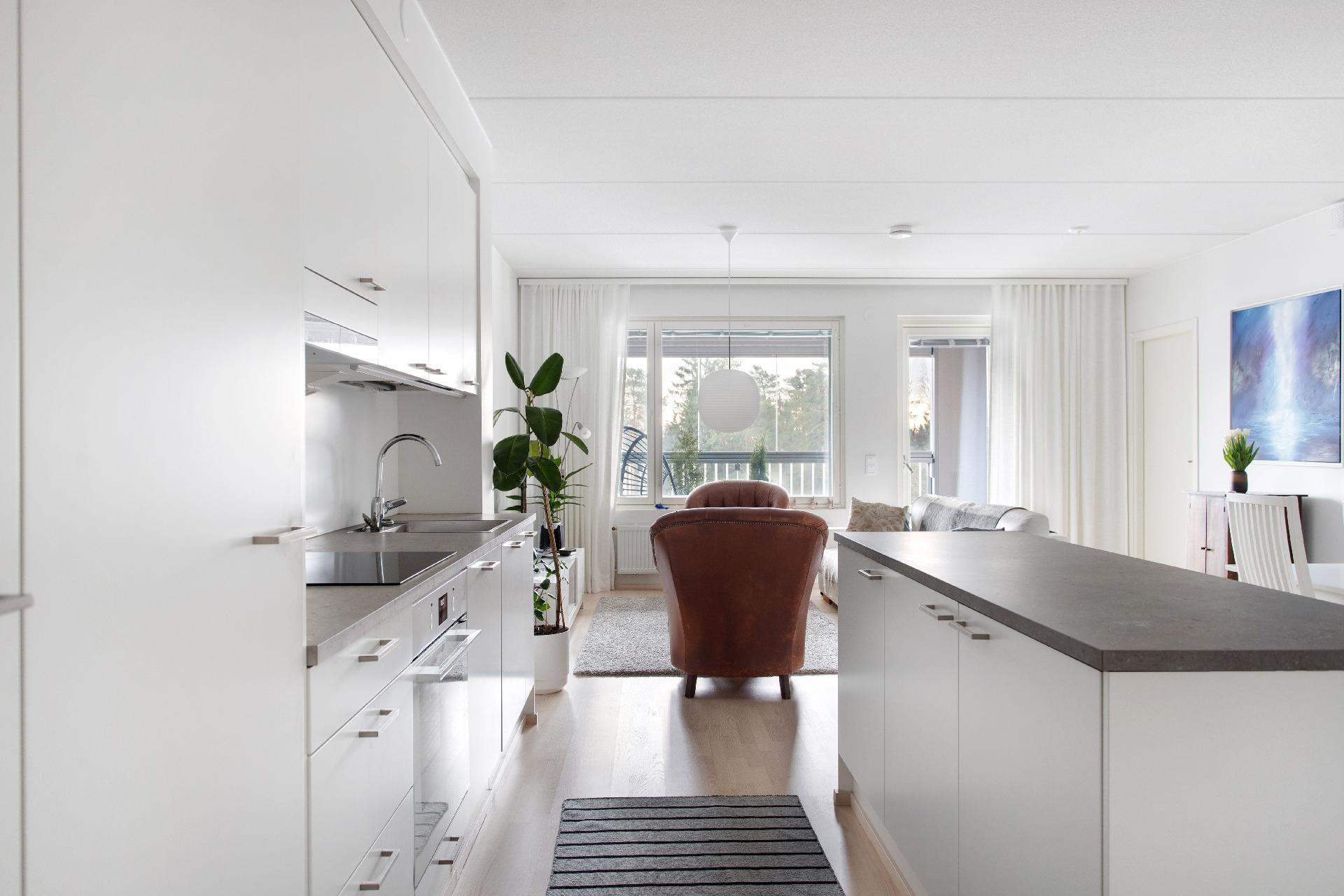 Maisemamaalauksenkatu 6, Kuninkaantammi, Helsinki