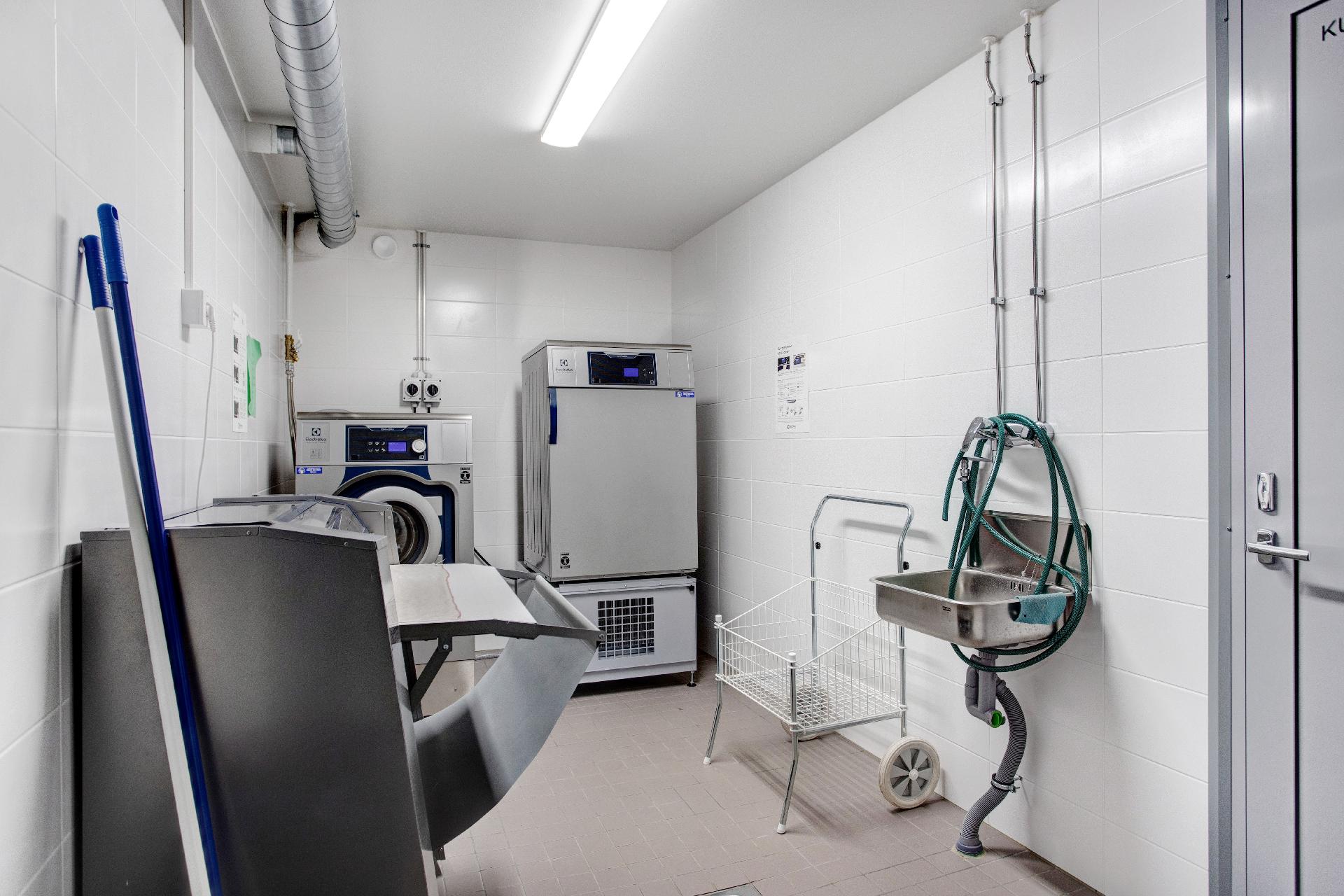 Maisemamaalauksenkatu 6, Kuninkaantammi, Helsinki