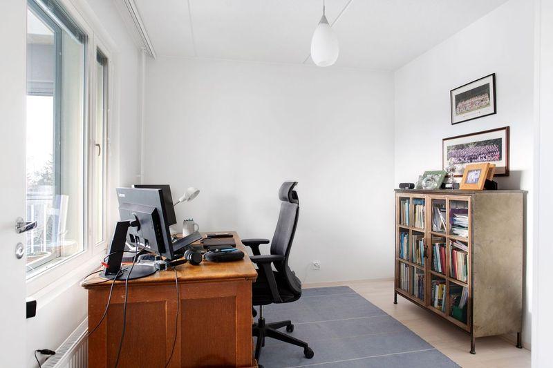 Maisemamaalauksenkatu 6, Kuninkaantammi, Helsinki