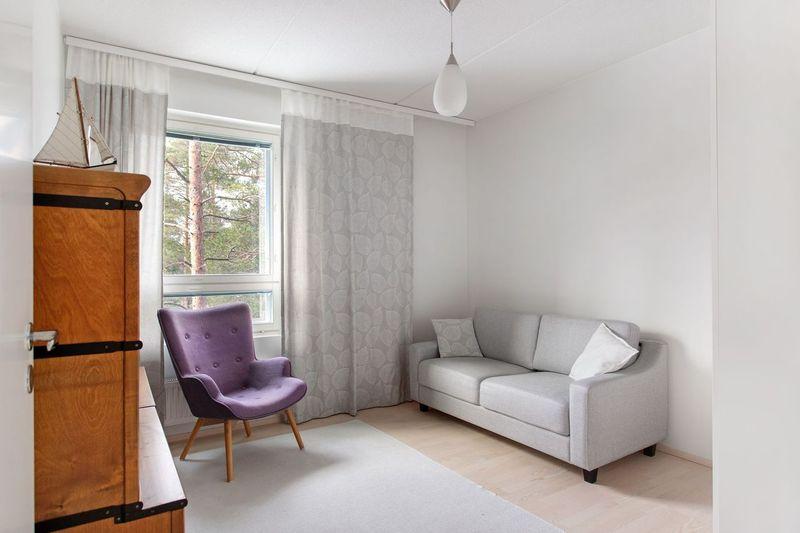 Maisemamaalauksenkatu 6, Kuninkaantammi, Helsinki