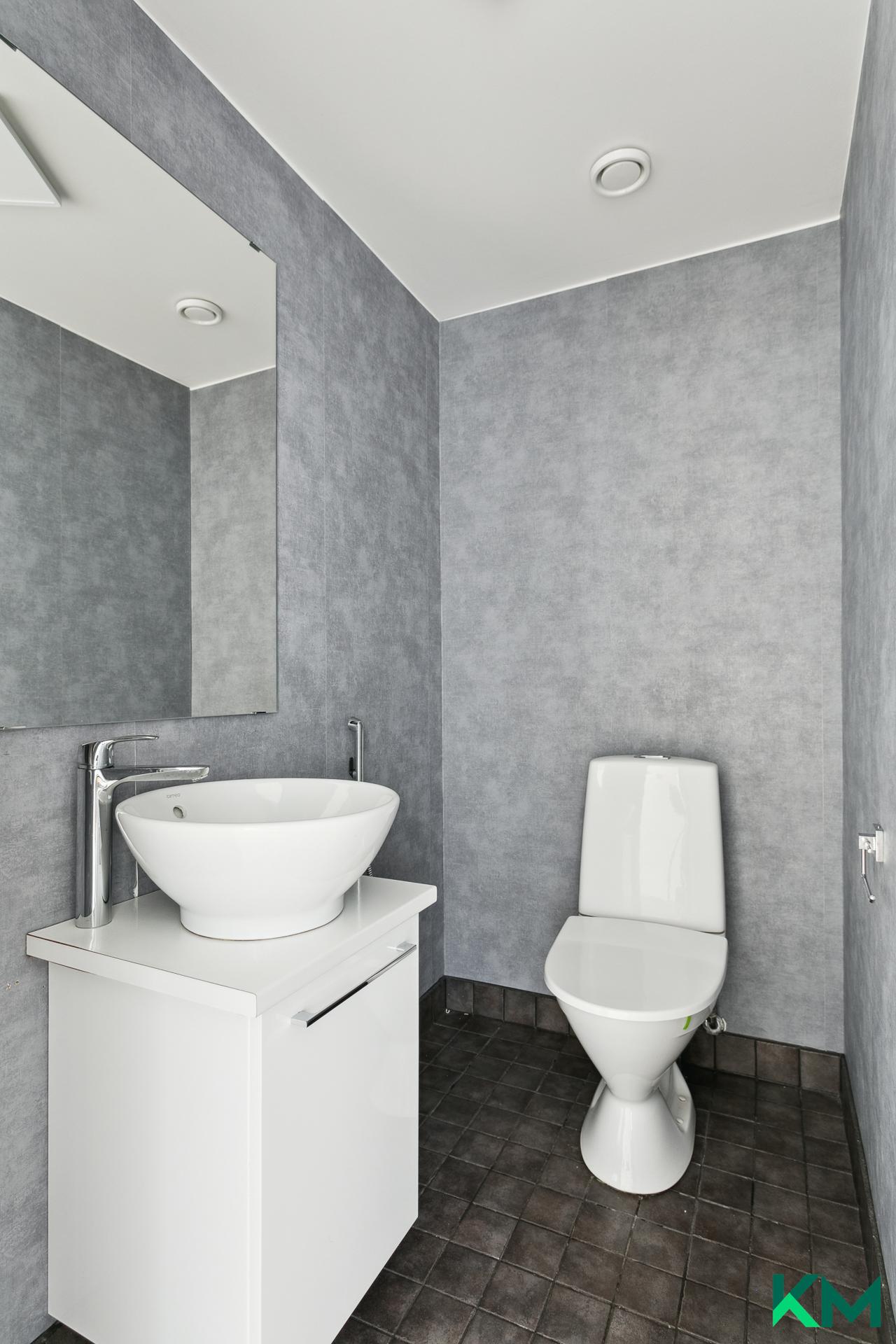 Maapallonkuja 2, Olari, Espoo