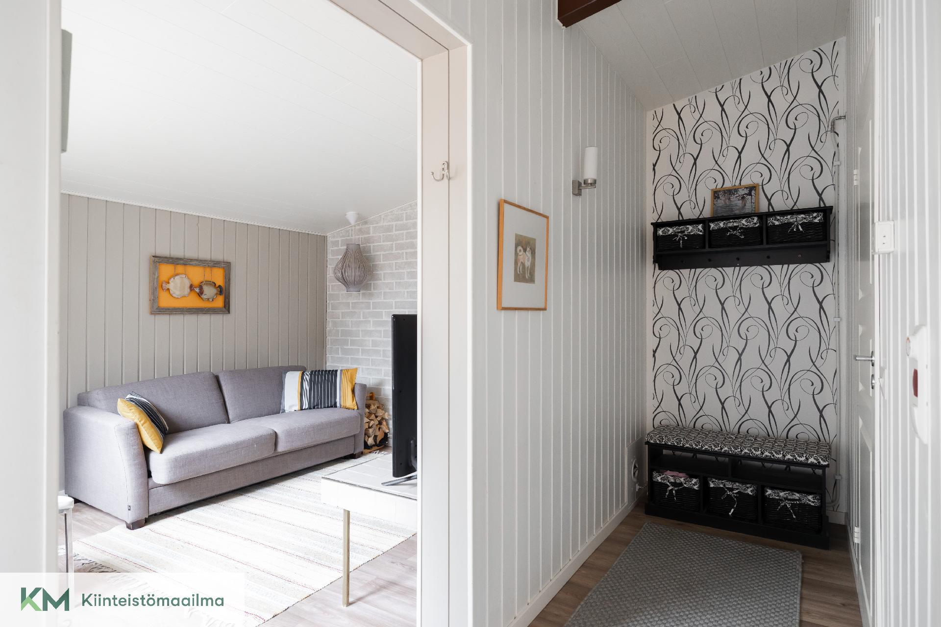 Lökörentie 31, Huutjärvi, Pyhtää