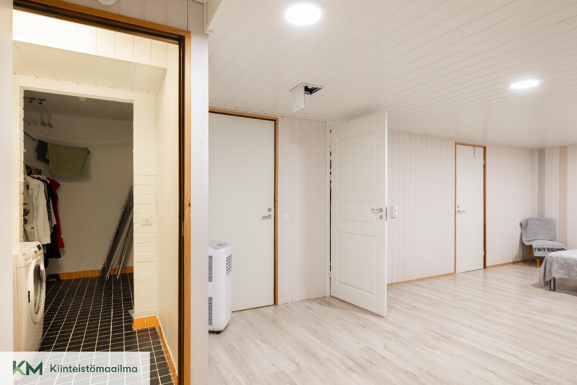 Lökörentie 31, Huutjärvi, Pyhtää