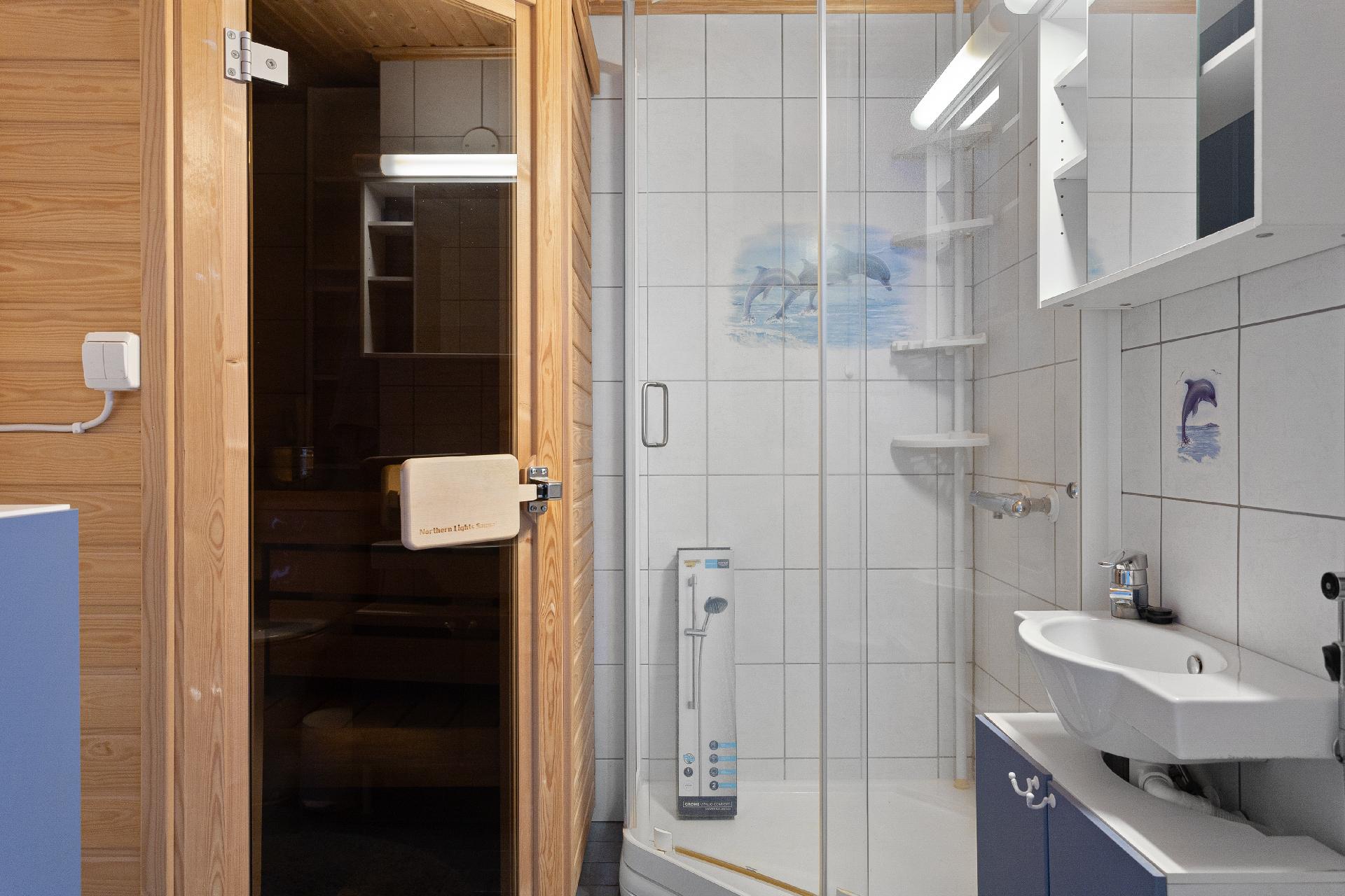 Tolkkilankatu 9, Eskolanmäki, Kouvola