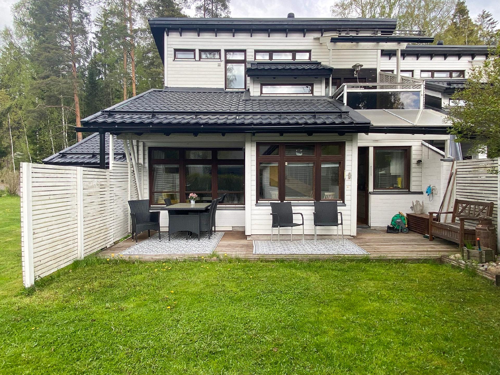 Nokkostie 7-9, Simonkylä, Vantaa