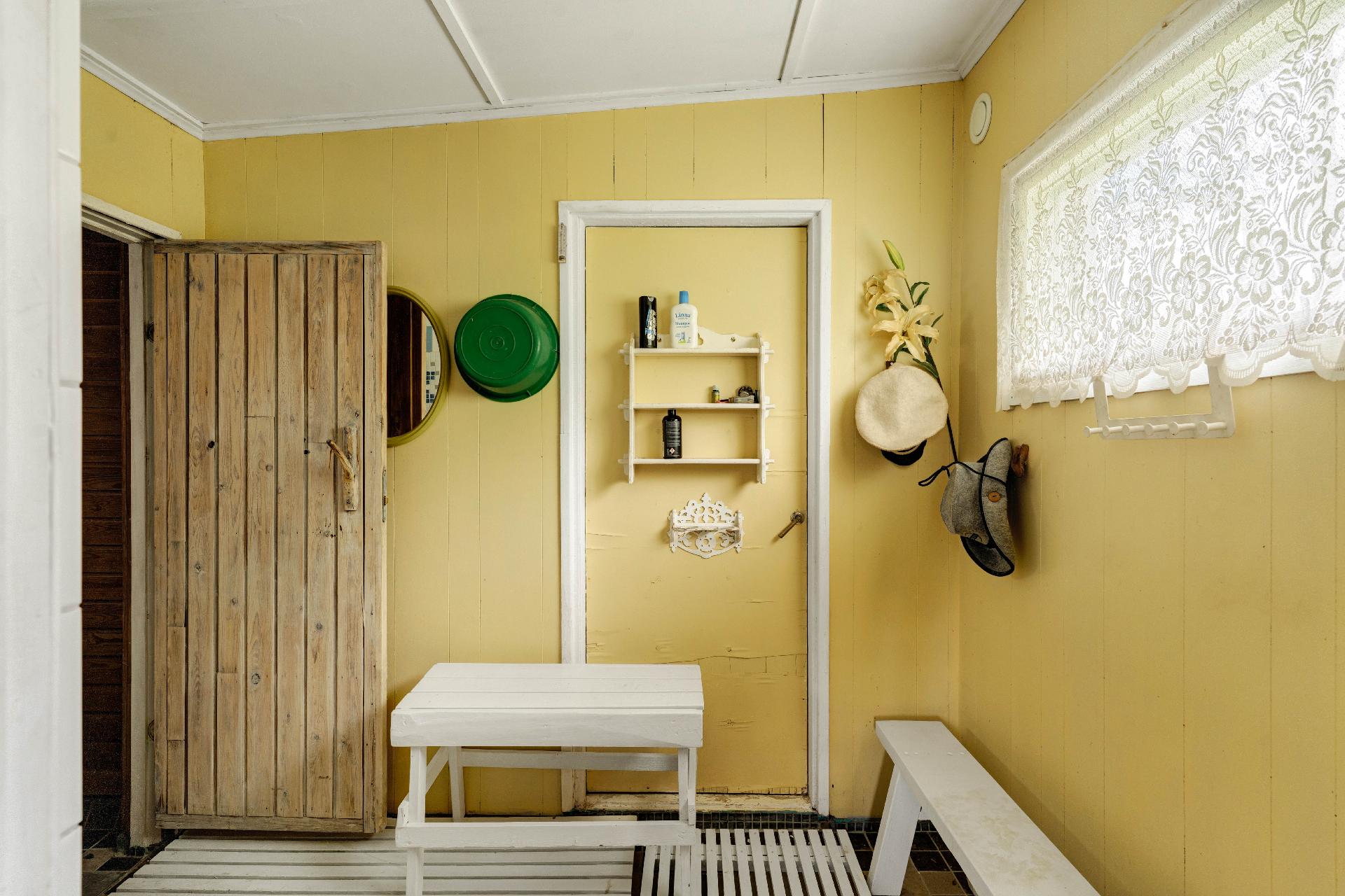 Annilantie 220a, Annila, Siuntio