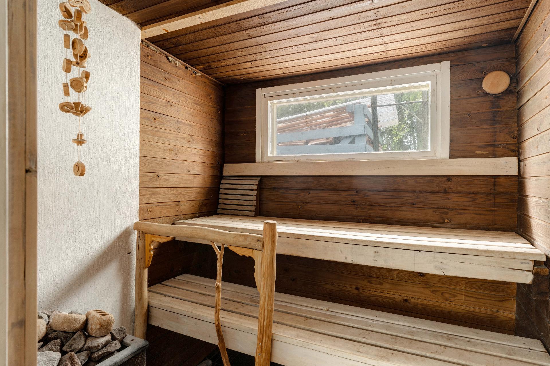 Annilantie 220a, Annila, Siuntio