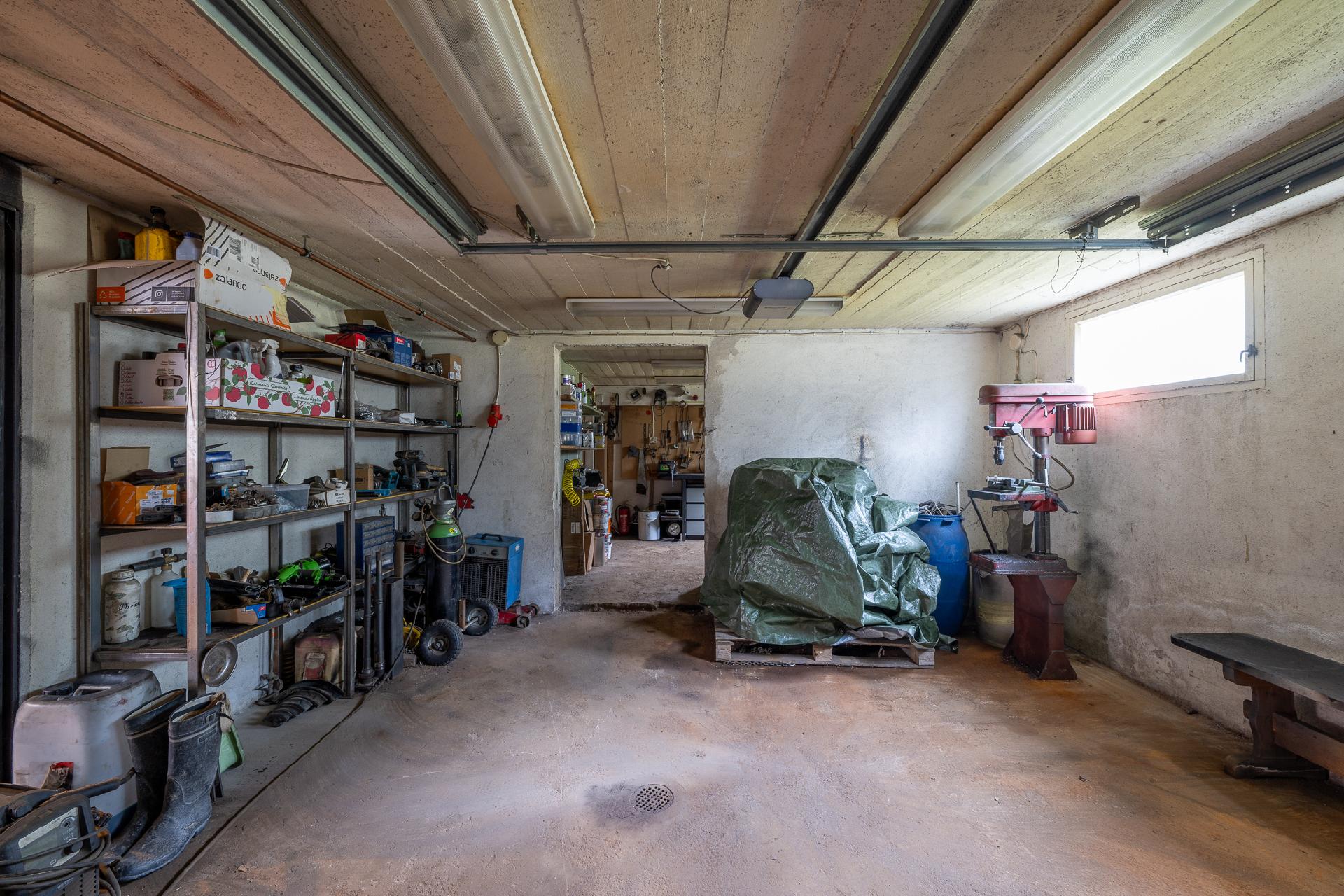 AUTOTALLI TAKANA VERSTAS