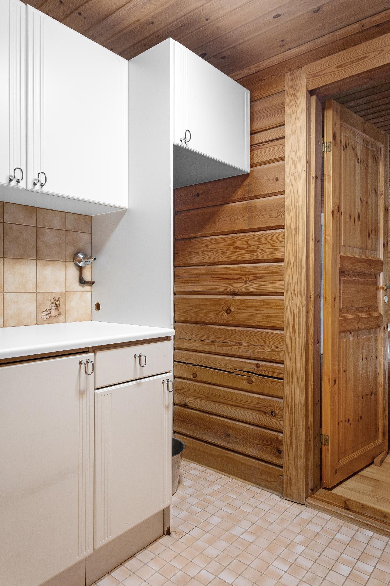 Harjuntie 7 ja 9, Kausala, Iitti