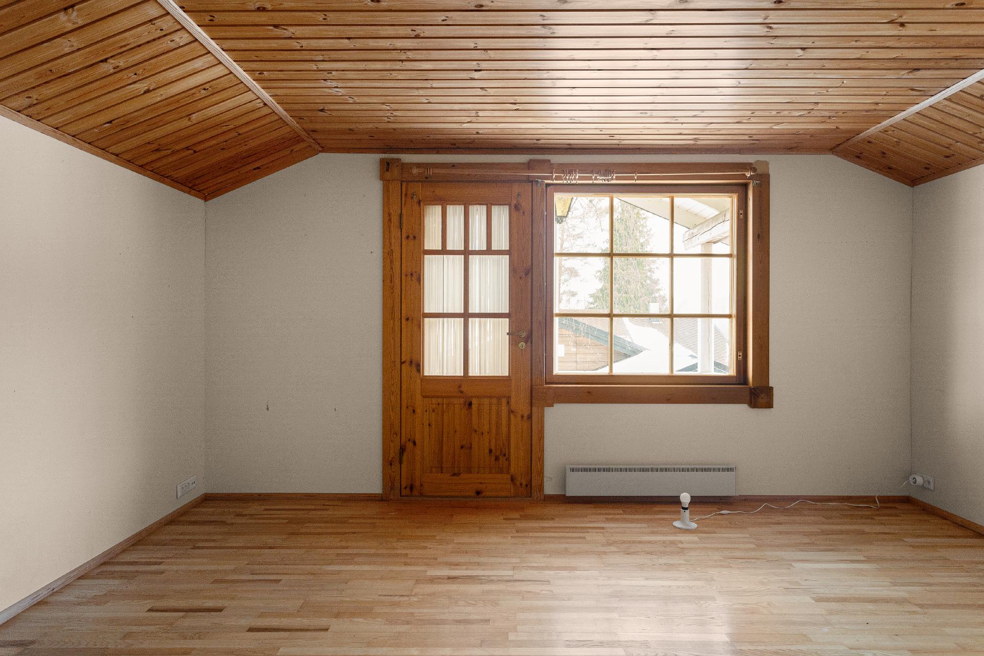 Harjuntie 7 ja 9, Kausala, Iitti