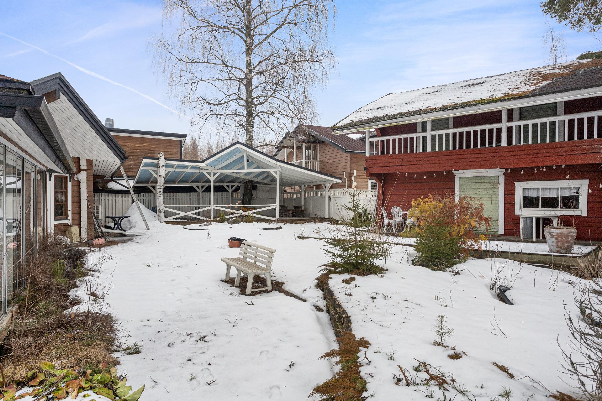 Harjuntie 7 ja 9, Kausala, Iitti