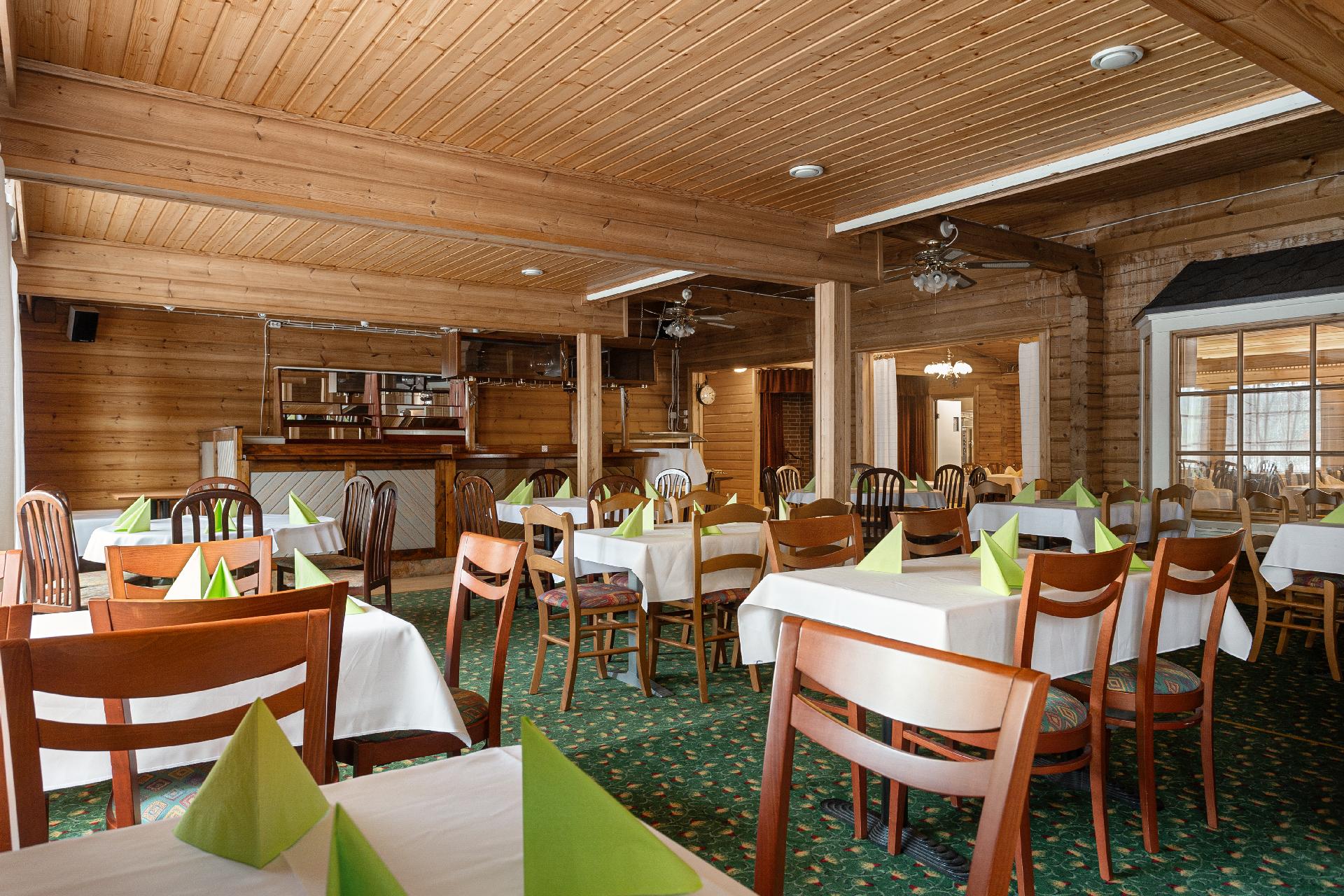 Harjuntie 7 ja 9, Kausala, Iitti