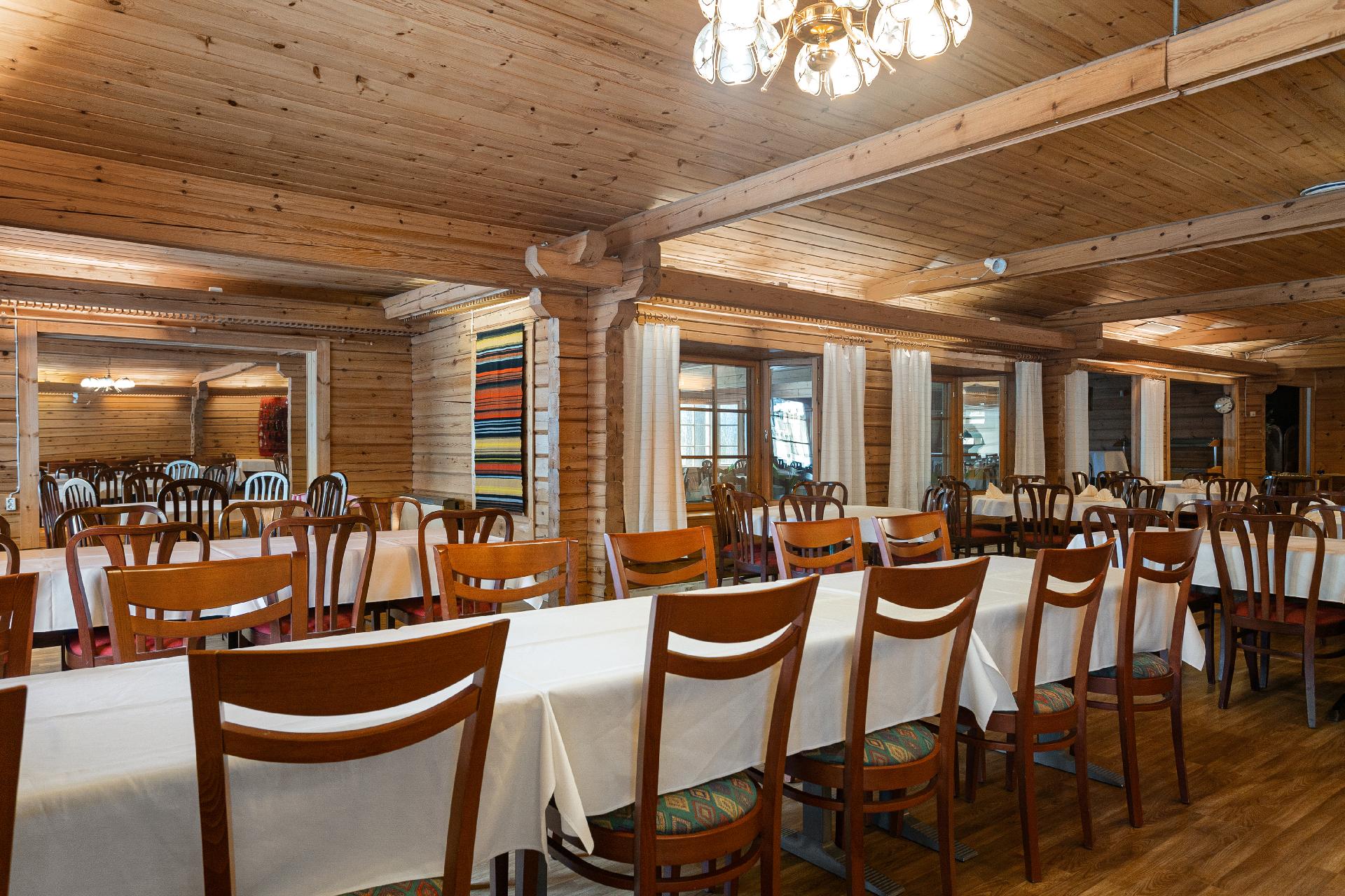 Harjuntie 7 ja 9, Kausala, Iitti