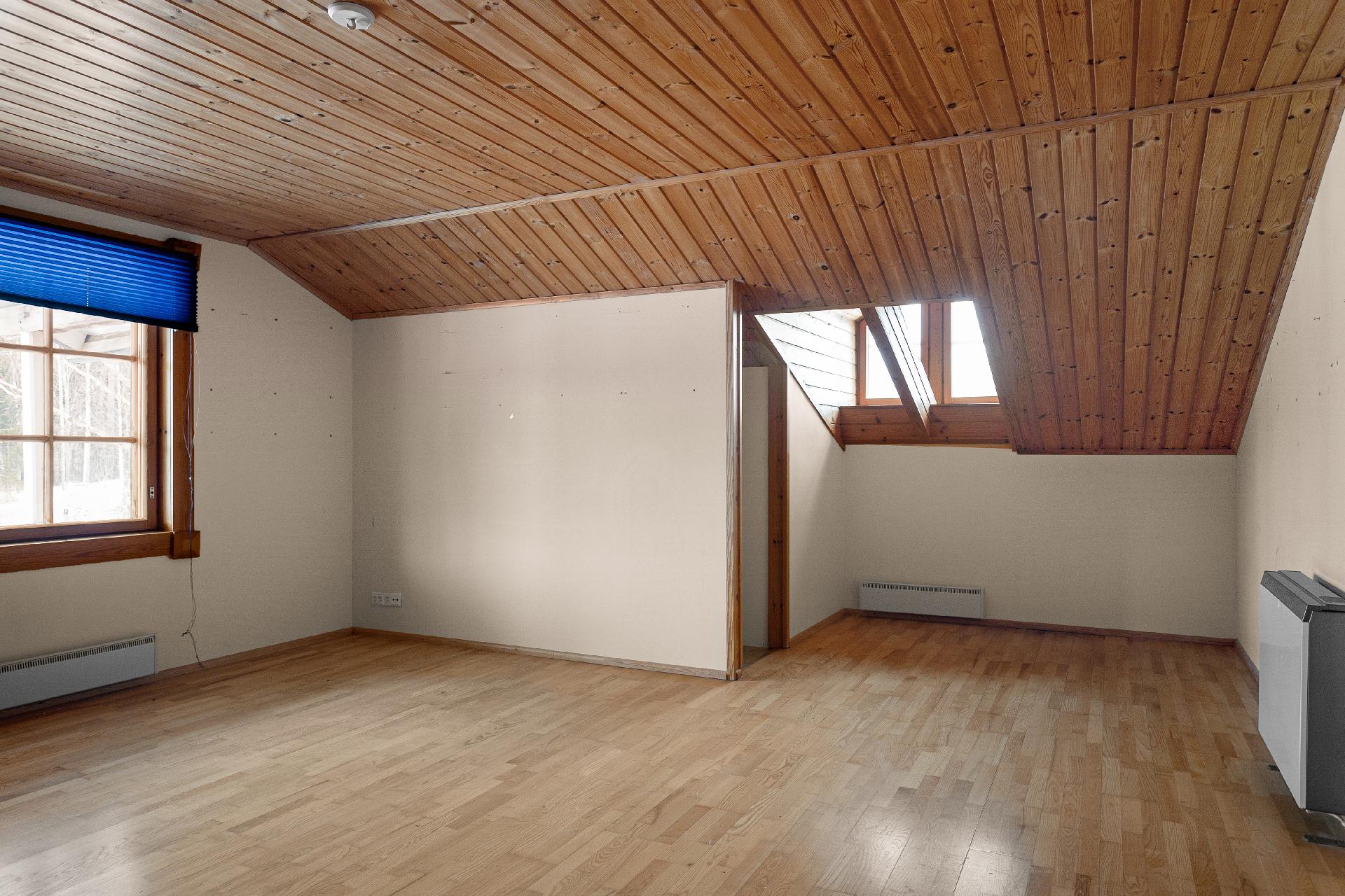 Harjuntie 7 ja 9, Kausala, Iitti