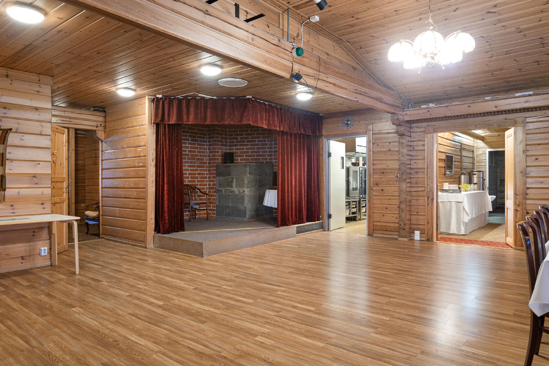 Harjuntie 7 ja 9, Kausala, Iitti