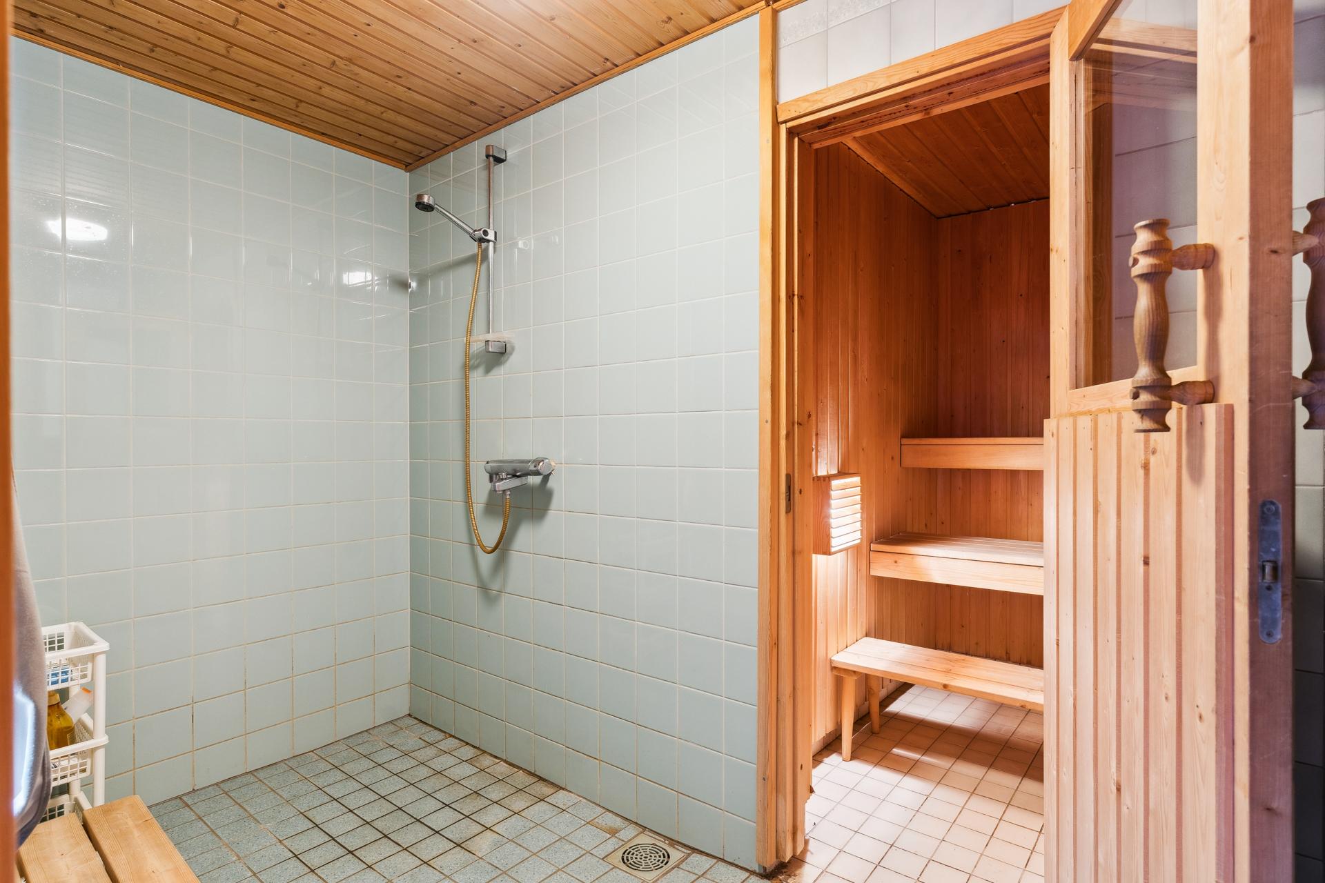 Taloyhtiön yhteinen pesuhuone