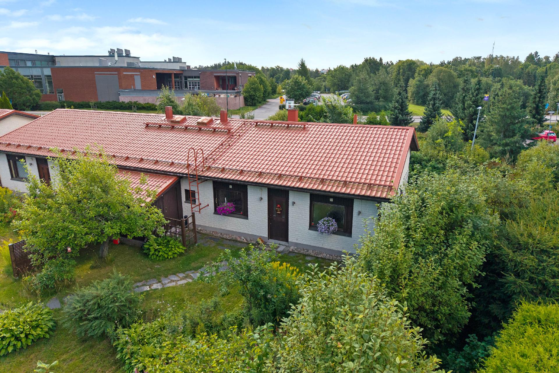 Kellonsoittajantie 9, Muurala, Espoo