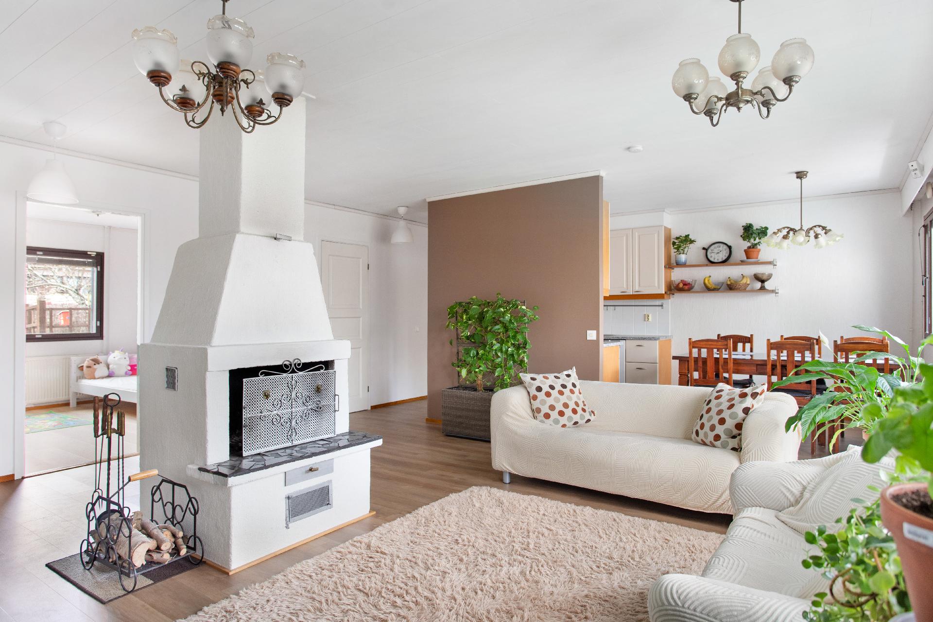 Kellonsoittajantie 9, Muurala, Espoo