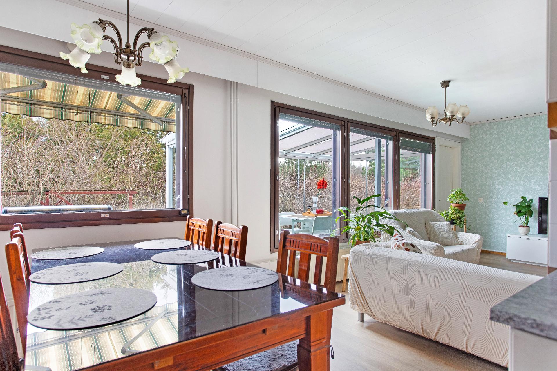 Kellonsoittajantie 9, Muurala, Espoo