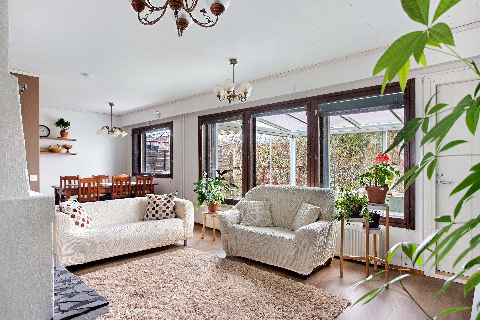 Kellonsoittajantie 9, Muurala, Espoo