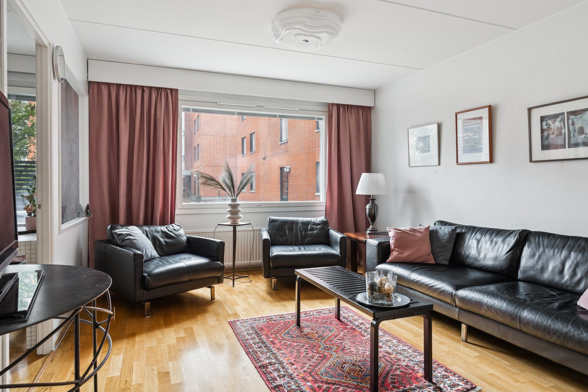 Tyynelänkuja 2, Tapaninvainio, Helsinki