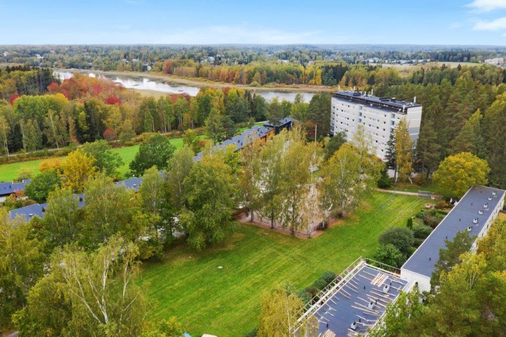 Kesäkuva alueesta