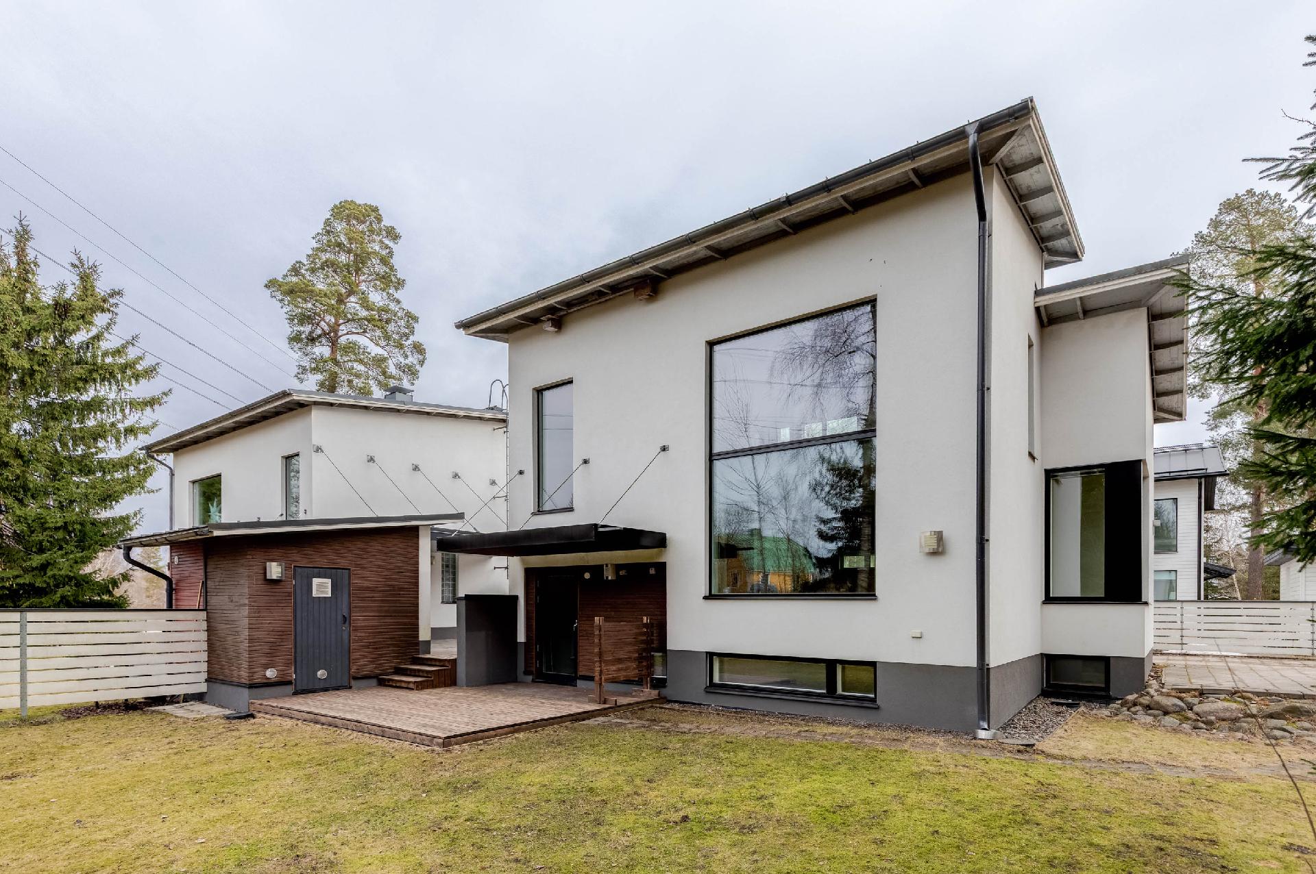 Kuninkaantammentie 2a, Kuninkaantammi, Helsinki